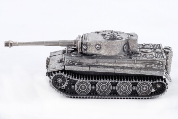 World of Tanks. Модель танка Tiger I (1:100)