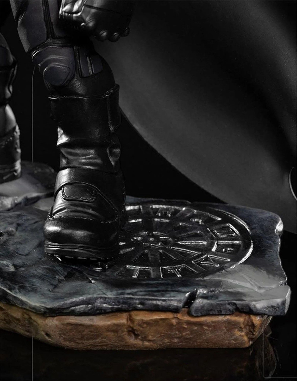 ������� MiniCo DC: The Dark Knight � Batman  (12 ��)